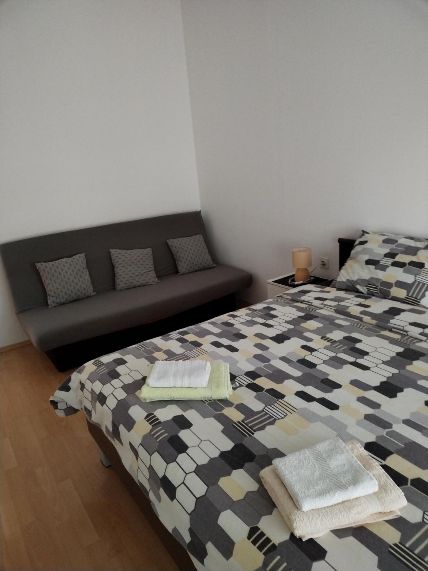 Apartments Erika Pula Chambre photo